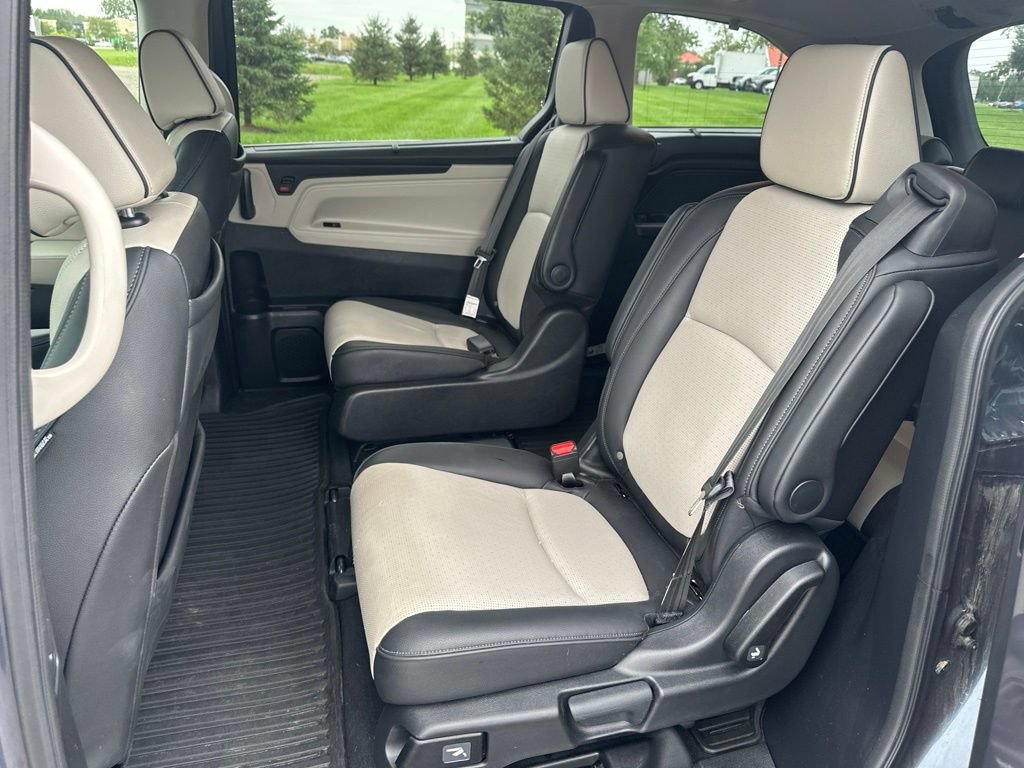 Used 2025 Honda Odyssey Elite image 16