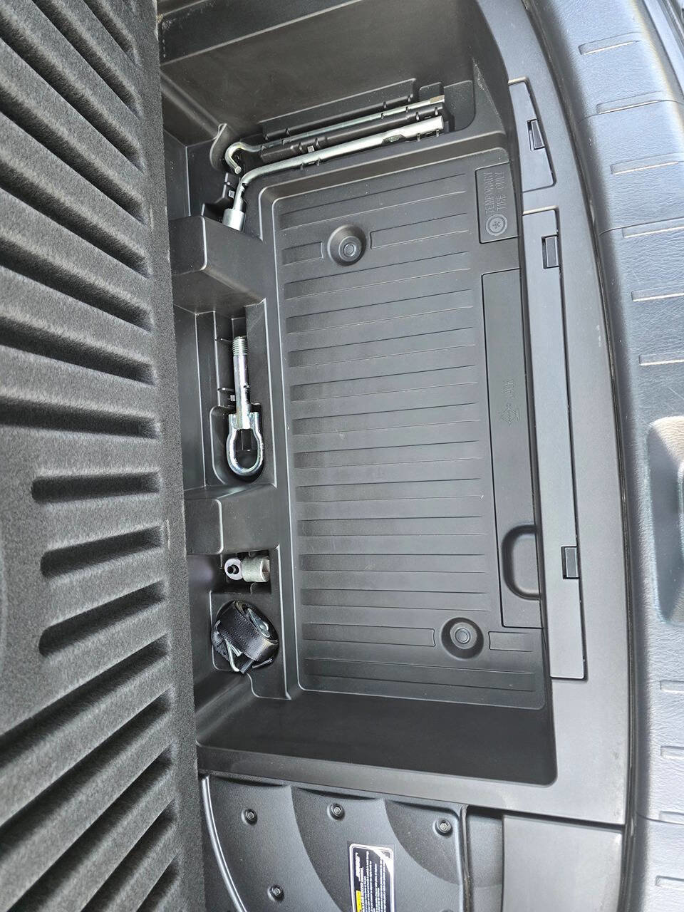 Used 2011 MAZDA CX-9 Grand Touring w/ Moonroof & Bose Audio Pkg image 52