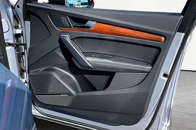 Used 2023 Audi Q5 2.0T Premium Plus w/ Premium Plus Package image 19