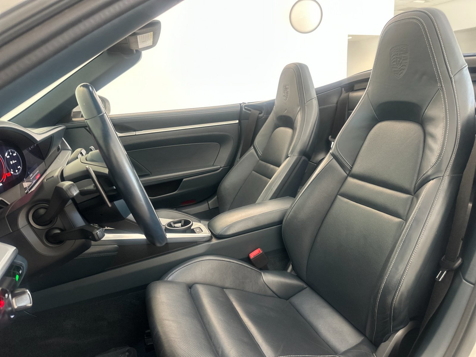Certified 2020 Porsche 911 Carrera S RWD image 5