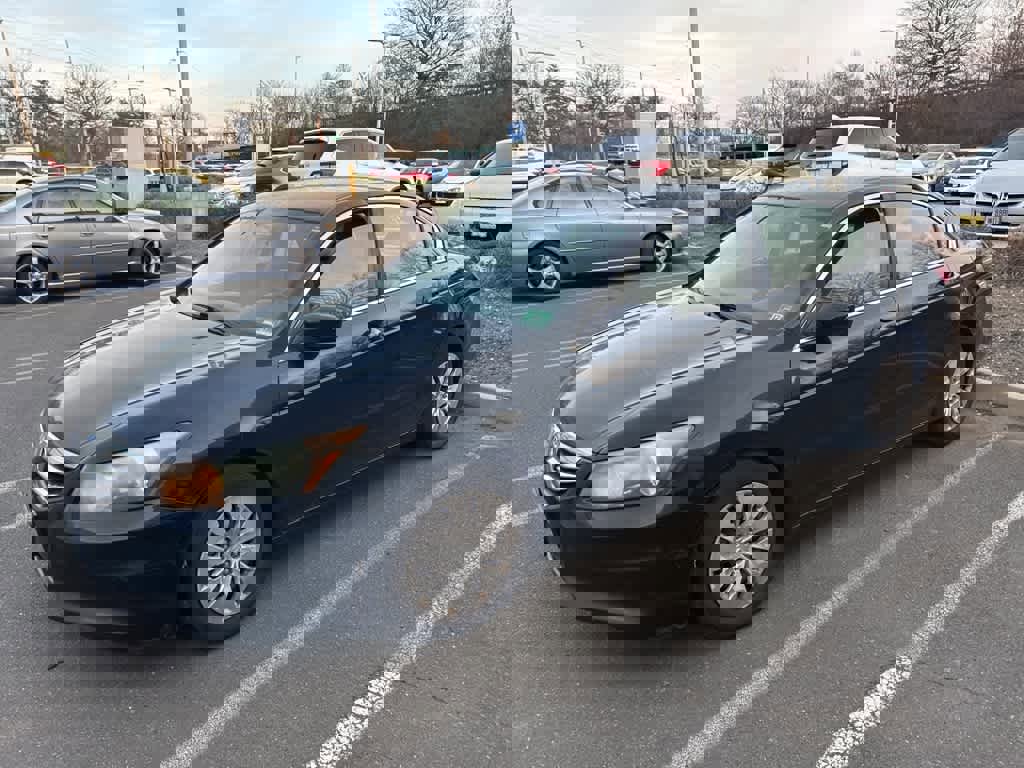 Used 2011 Honda Accord LX image 3