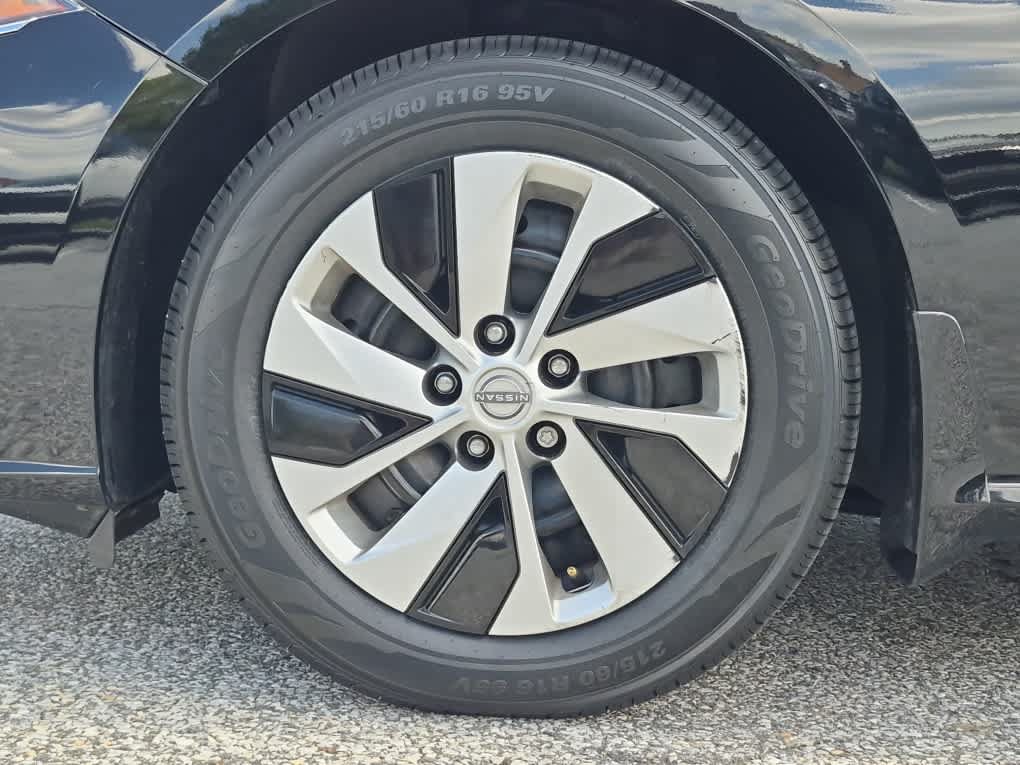 Used 2023 Nissan Altima 2.5 S FWD image 6