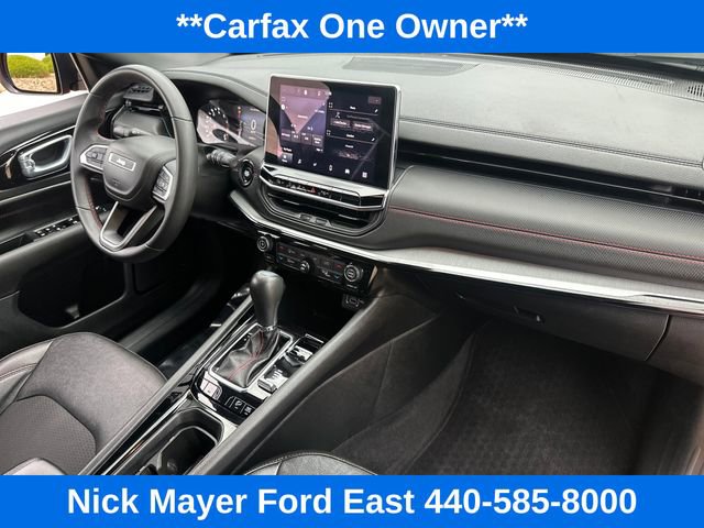 Used 2024 Jeep Compass Trailhawk AWD/4WD image 15