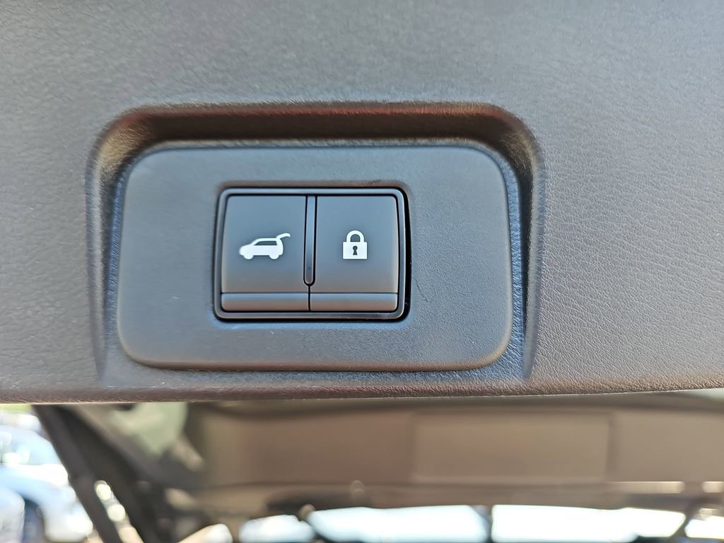 New 2026 Nissan Rogue Dark Armor FWD image 17