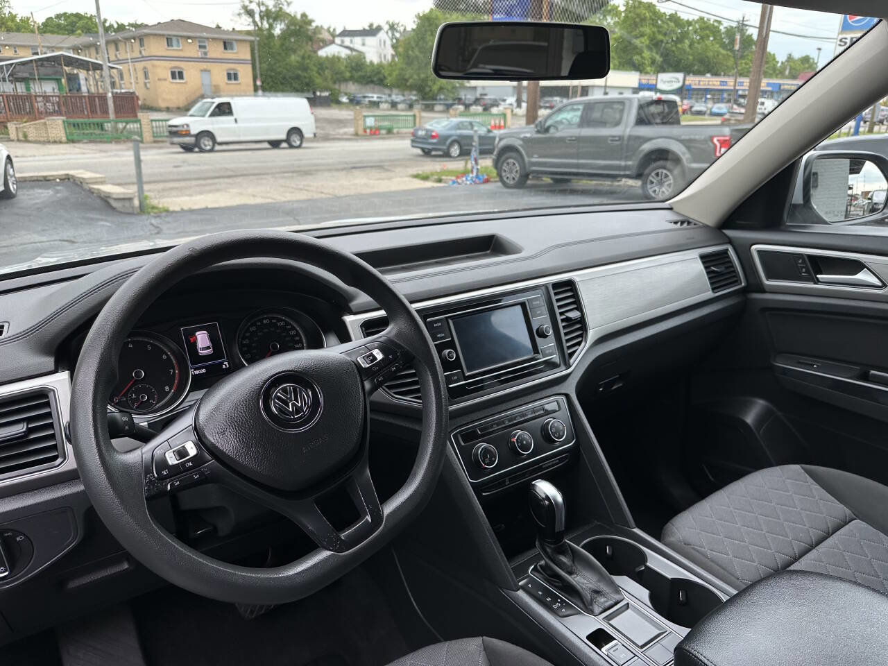 Used 2018 Volkswagen Atlas S FWD image 19