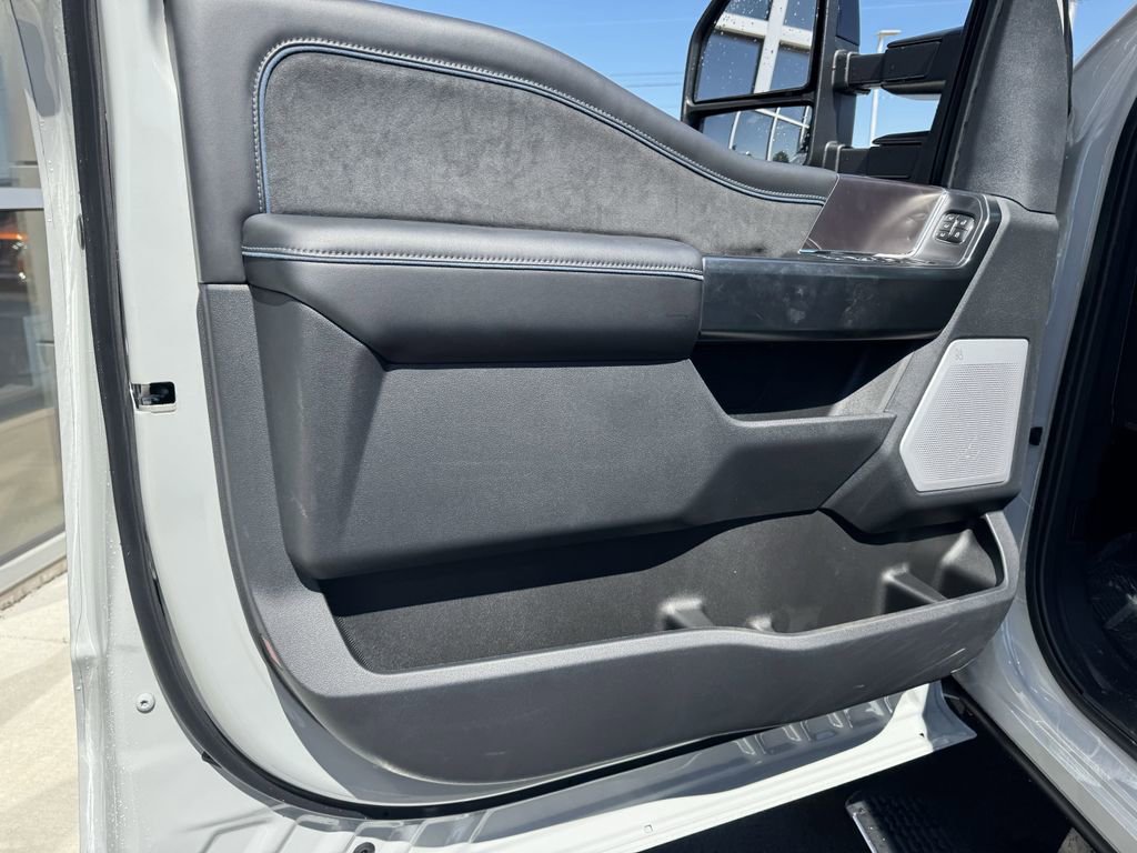 New 2026 Ford F350 Platinum image 25