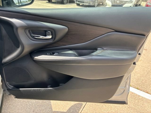 Used 2022 Nissan Murano Platinum w/ Cargo Package FWD image 13