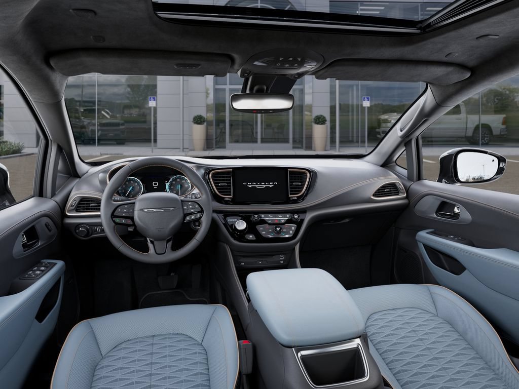 New 2027 Chrysler Pacifica Pinnacle w/ Theater Group FWD image 14