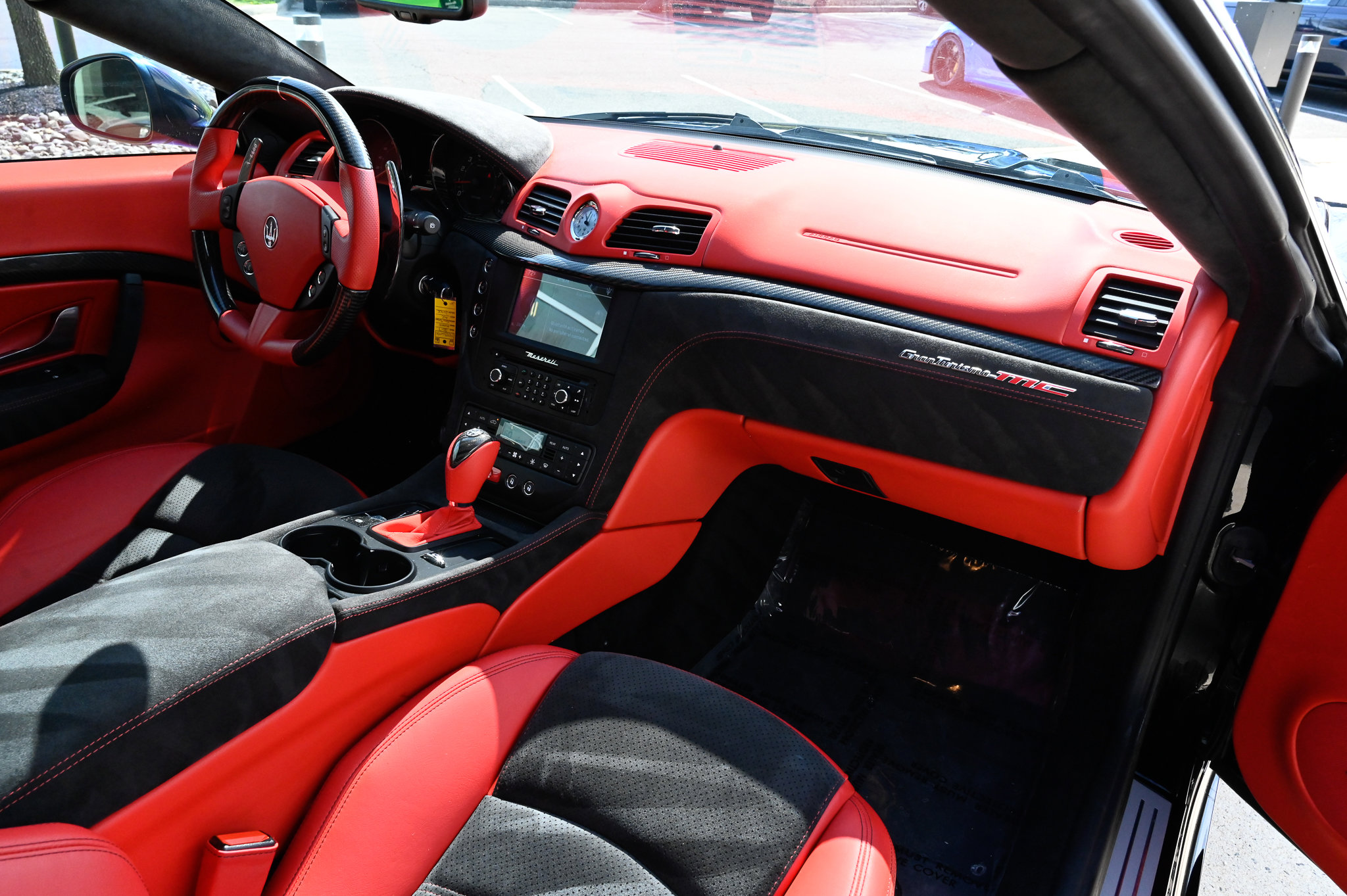 Used 2017 Maserati GranTurismo MC image 38