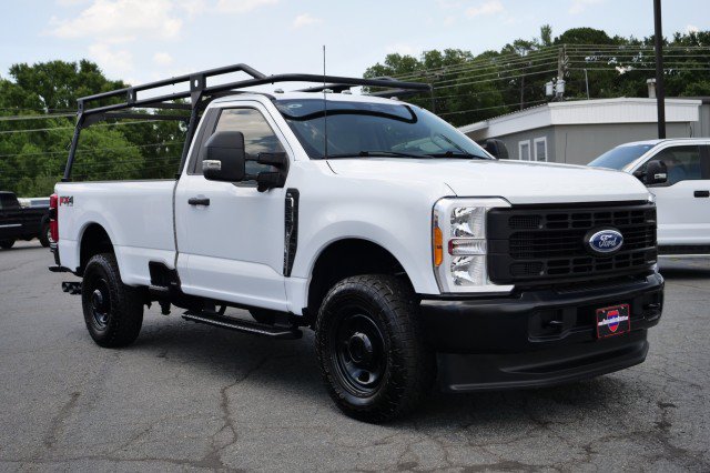 Used 2023 Ford F350 XL w/ 360-Degree Camera Package AWD/4WD image 4