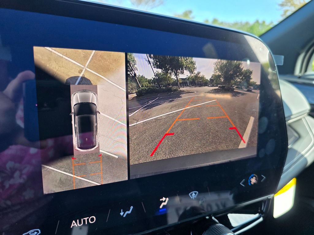 New 2025 Chevrolet Blazer EV LT w/ Midnight/Sport Edition image 14