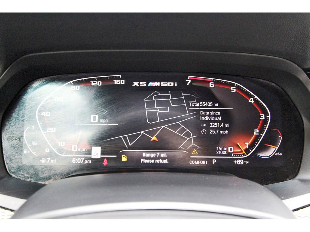 Used 2022 BMW X5 M50i image 12