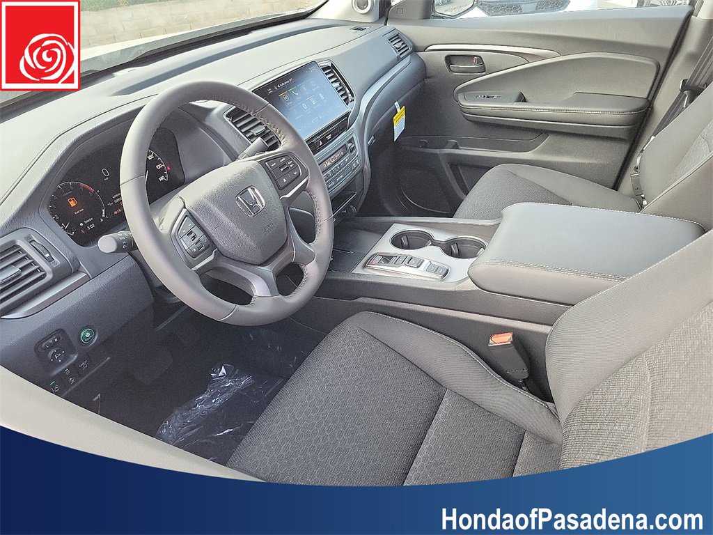 New 2025 Honda Ridgeline Sport image 2