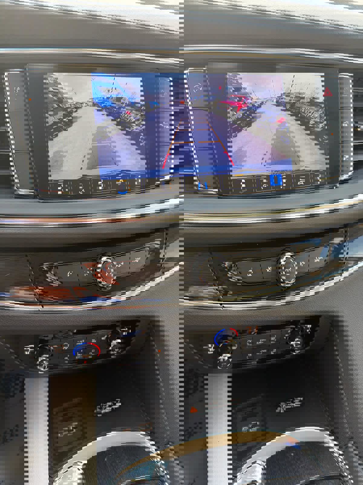 Used 2023 Buick Enclave Essence w/ Sound and Sites Package image 17