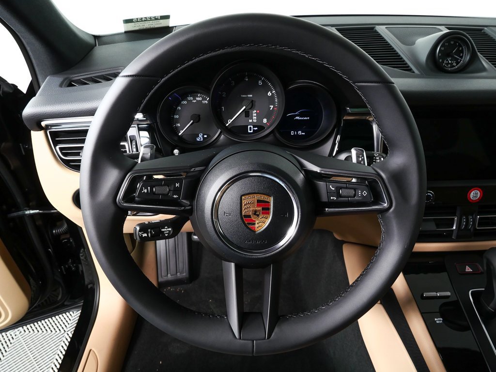 New 2026 Porsche Macan image 9