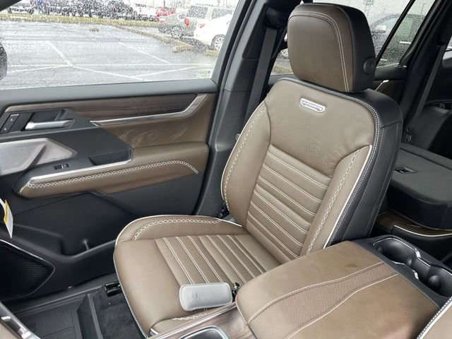 New 2026 GMC Acadia Denali Ultimate w/ LPO, Floor Liner Package image 26