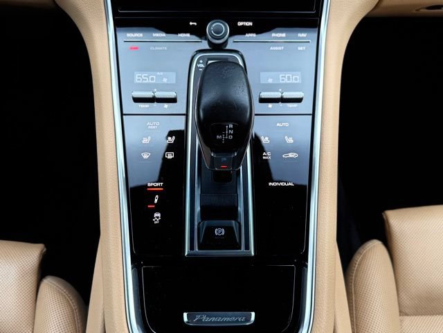 Used 2023 Porsche Panamera Platinum Edition RWD image 29