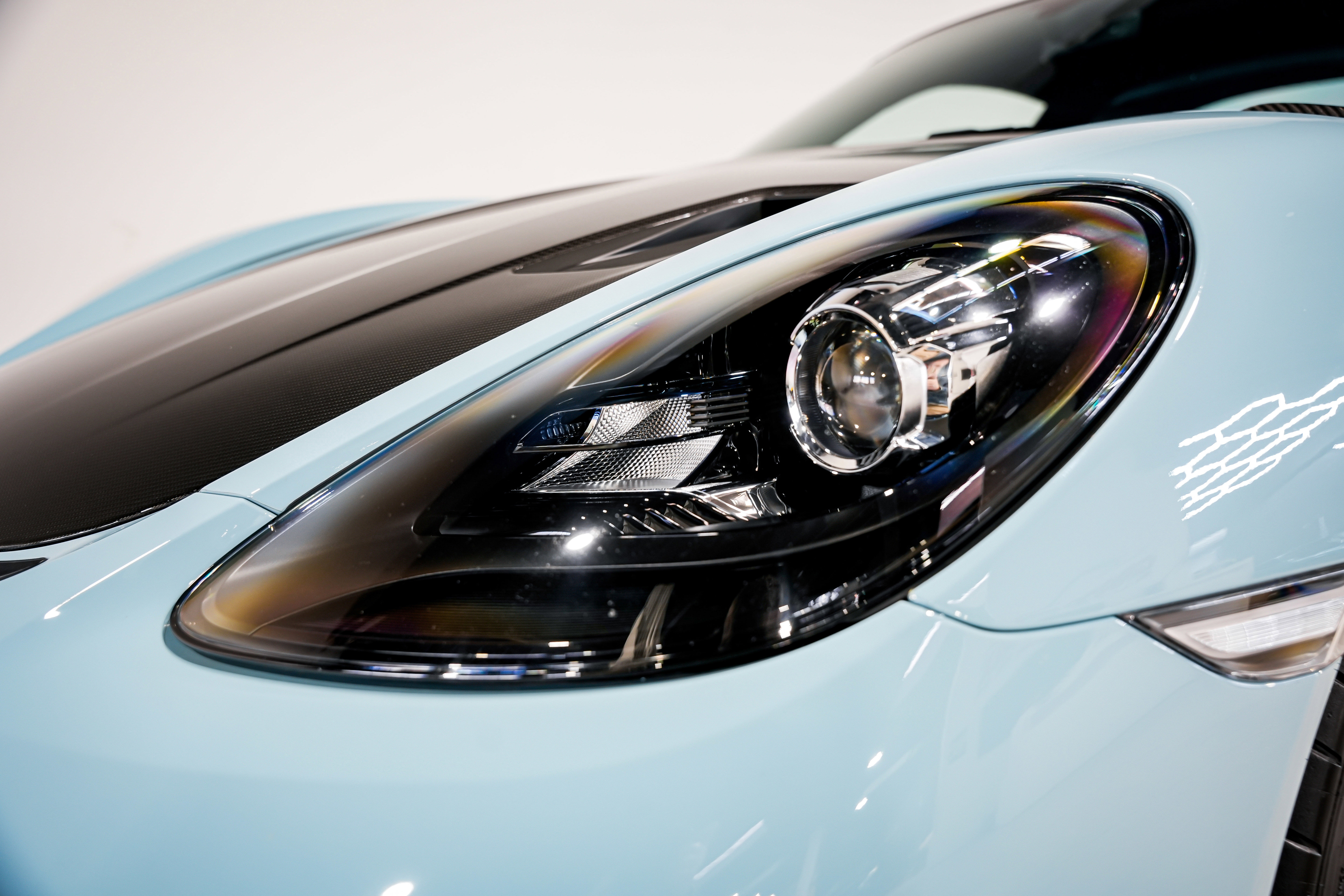 Used 2023 Porsche 718 Cayman GT4 RS image 35