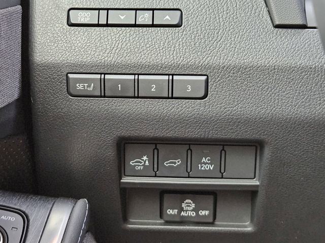 Used 2025 Lexus GX 550 image 21