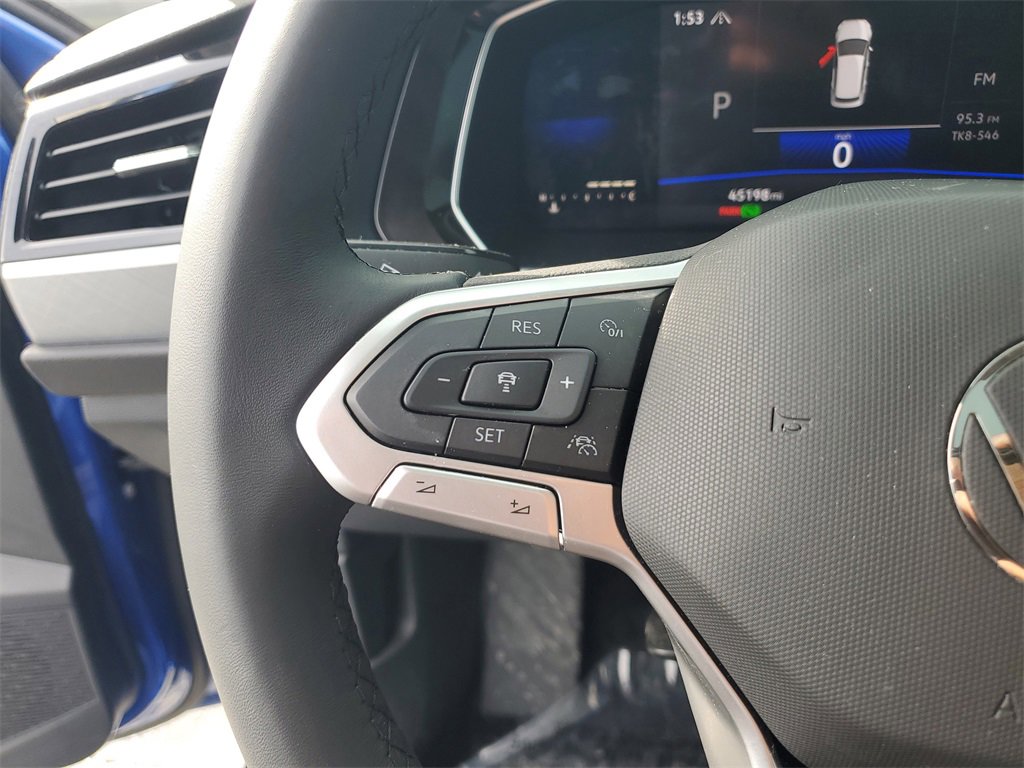 Used 2022 Volkswagen Jetta SE image 27