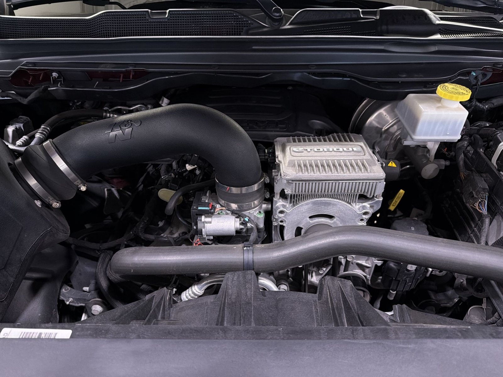 Used 2024 RAM 1500 Laramie AWD/4WD image 31
