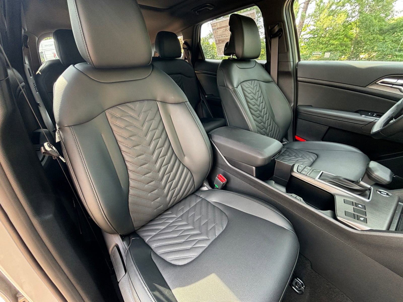 New 2026 Kia Sportage X-Line w/ X-Line Technology Package AWD/4WD image 16