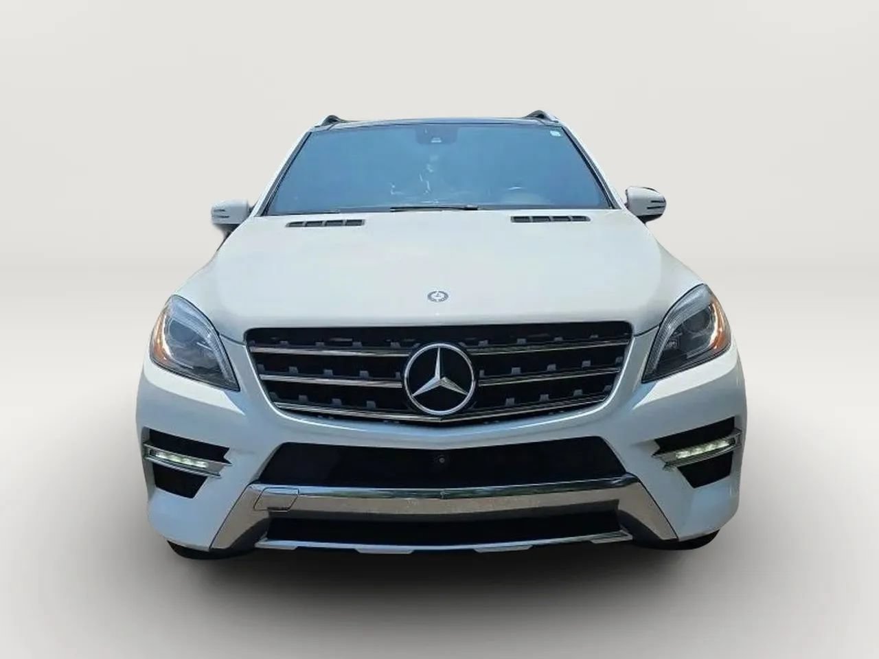 Used 2015 Mercedes-Benz ML 400 4MATIC image 4