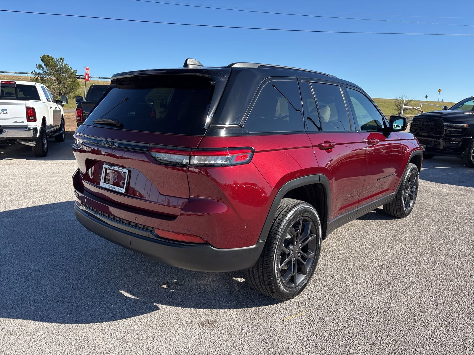 New 2025 Jeep Grand Cherokee Limited image 6
