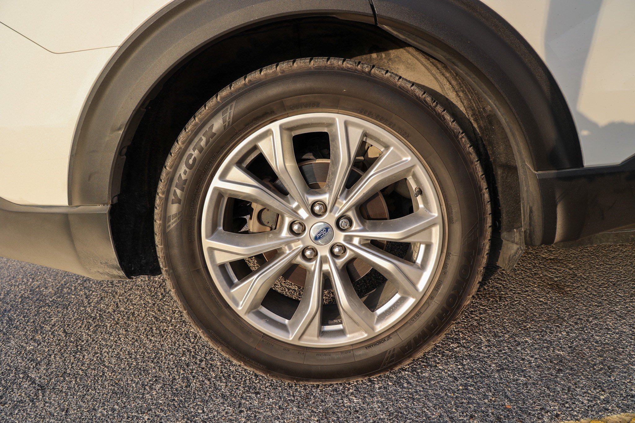Used 2020 Ford Explorer Limited RWD image 11