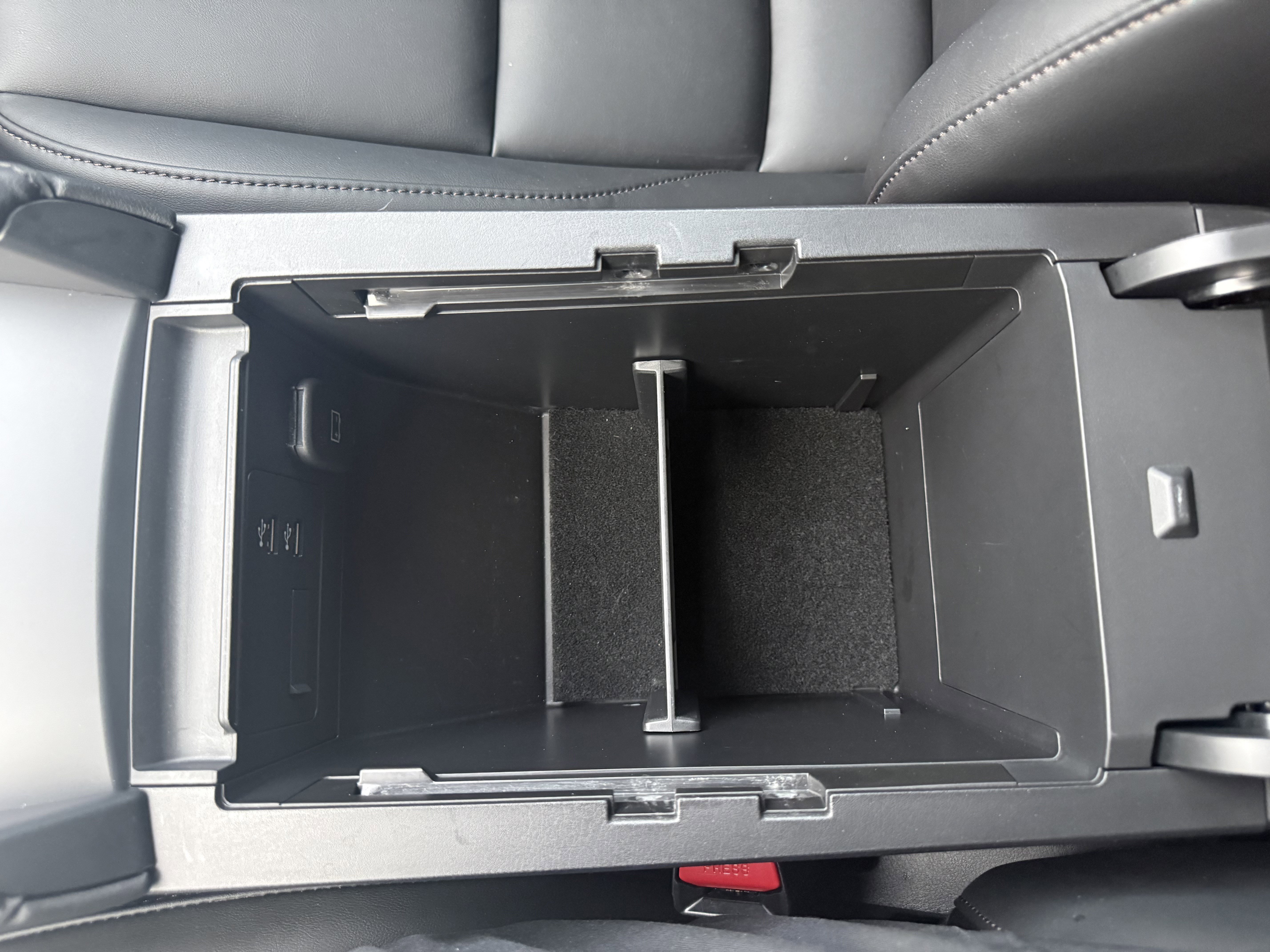 Used 2023 MAZDA MAZDA3 s image 30