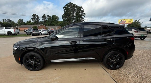 Used 2023 Buick Envision Essence w/ Sport Touring Package AWD/4WD image 4