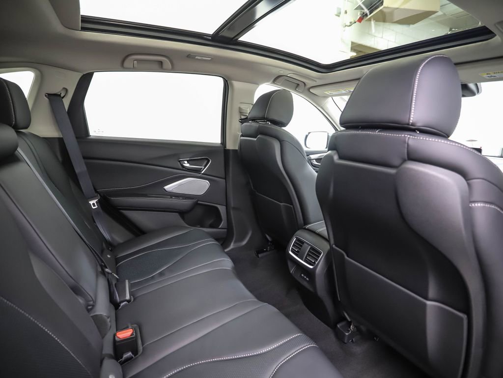 Used 2025 Acura RDX w/ Technology Package image 25