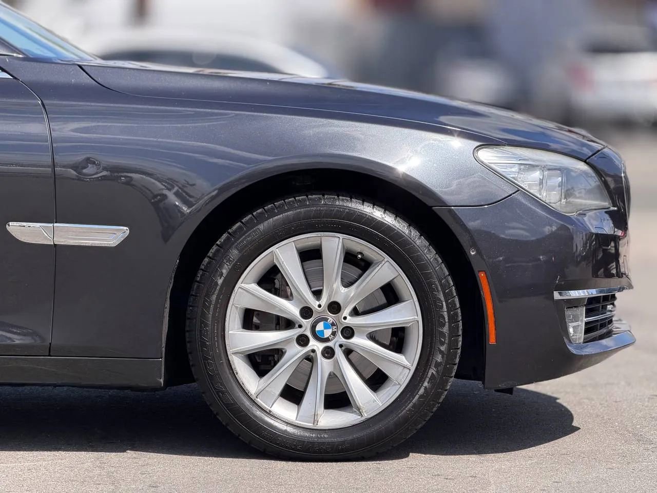 Used 2014 BMW 740i image 17