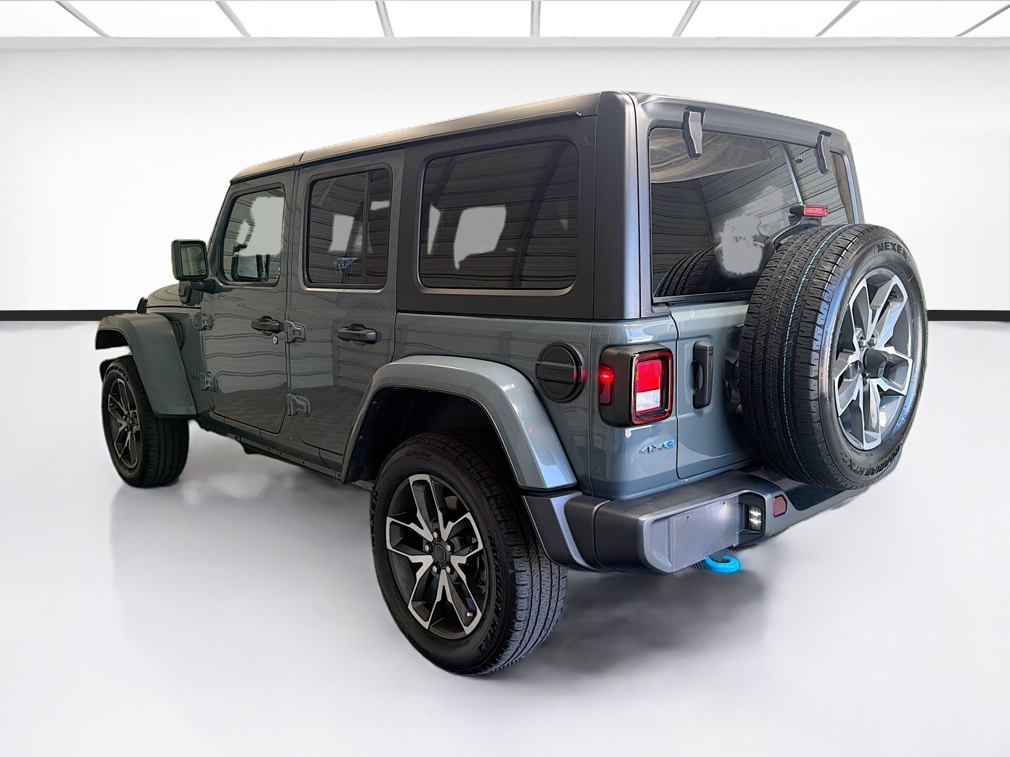 Used 2024 Jeep Wrangler Unlimited AWD/4WD image 6