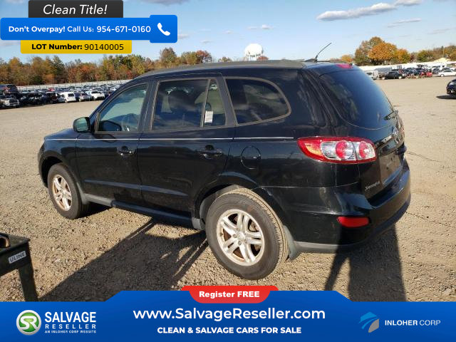 Used 2012 Hyundai Santa Fe GLS image 3