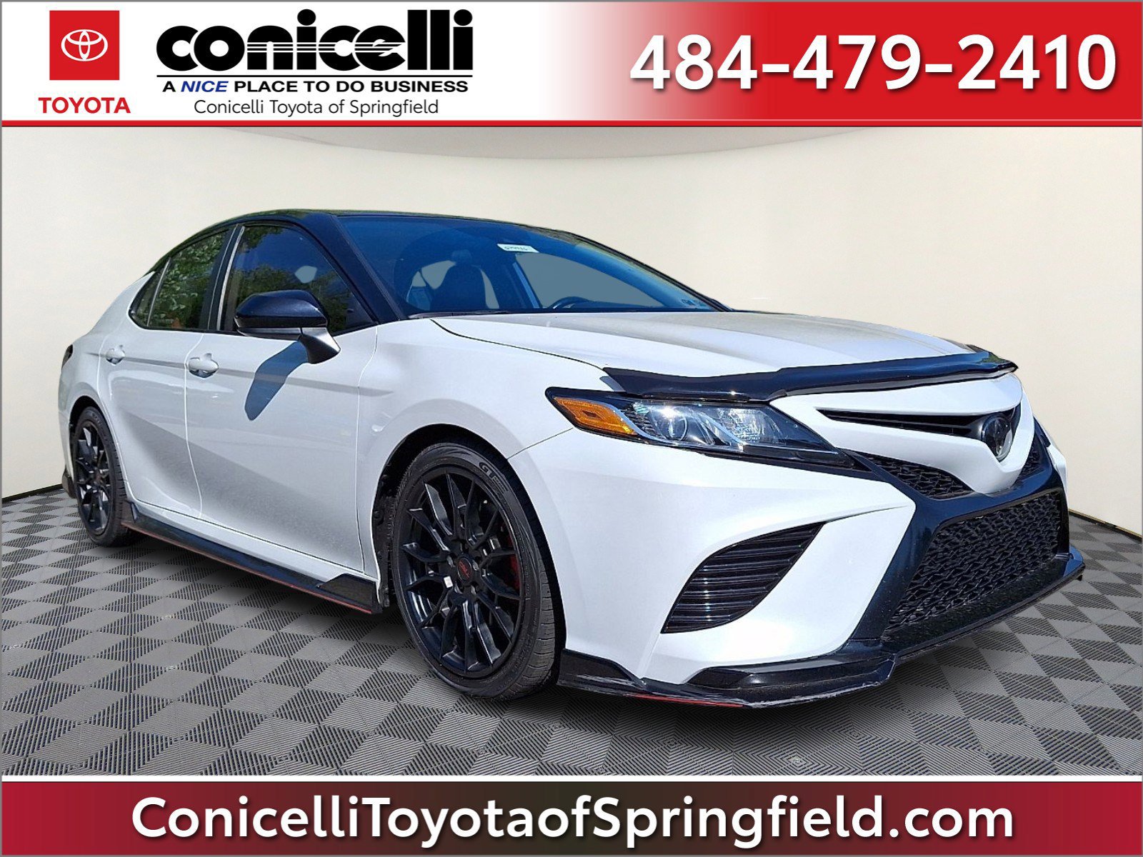 Used 2020 Toyota Camry TRD FWD image 1