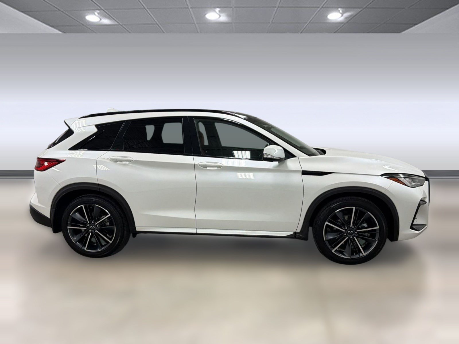 Used 2023 INFINITI QX50 Sport w/ Cargo Package FWD image 7