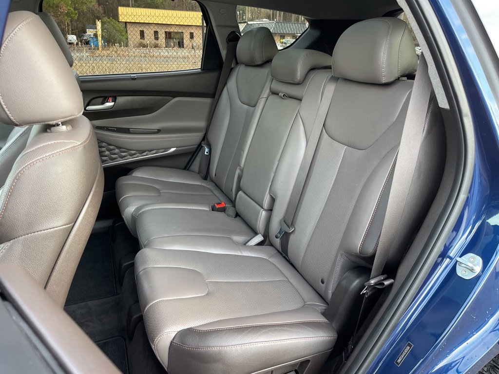 Used 2020 Hyundai Santa Fe Limited w/ Cargo Package image 26
