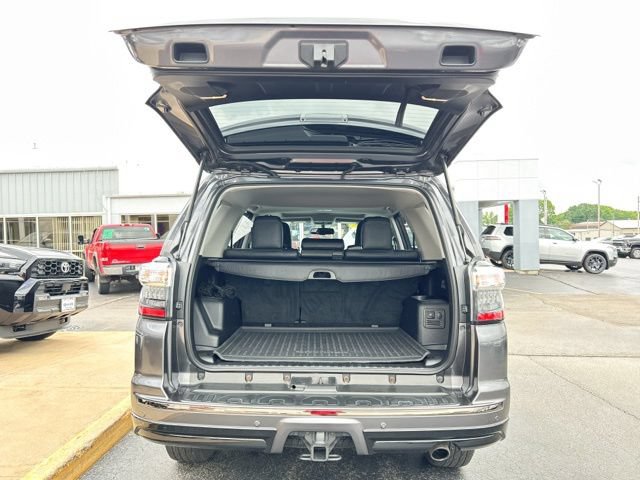 Used 2019 Toyota 4Runner Limited AWD/4WD image 10
