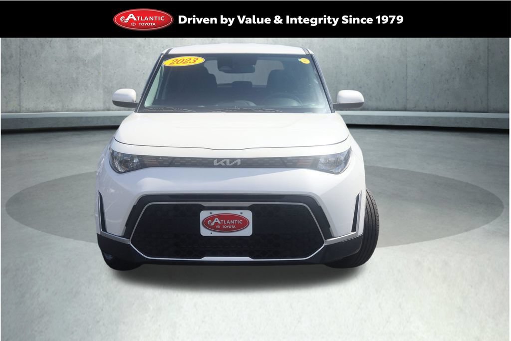 Used 2023 Kia Soul LX w/ LX Technology Package