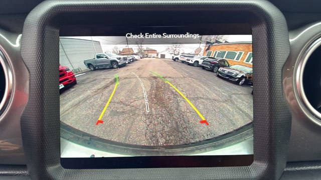 Used 2021 Jeep Wrangler Unlimited Sahara w/ Uconnect 4C Nav & Sound Group image 25