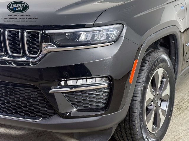 Used 2024 Jeep Grand Cherokee Limited 4xe AWD/4WD image 10