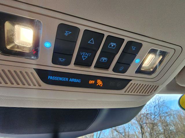 Used 2020 Ford Explorer XLT w/ Equipment Group 202A image 31