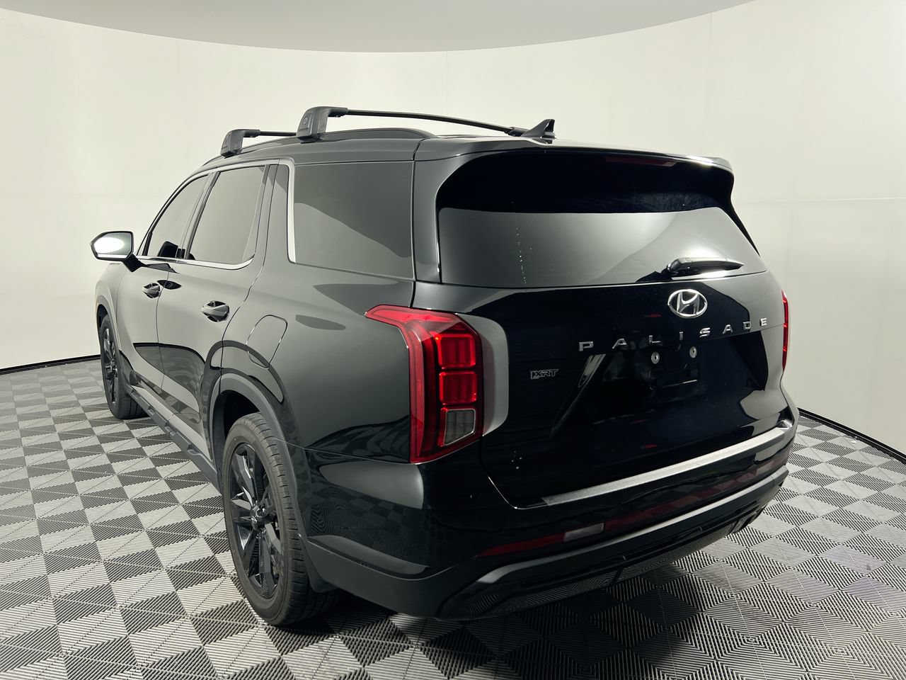 Used 2023 Hyundai Palisade XRT w/ Cargo Package FWD image 5