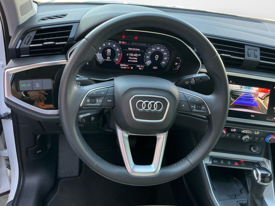 Used 2020 Audi Q3 2.0T Premium Plus w/ Premium Plus Package AWD/4WD image 13