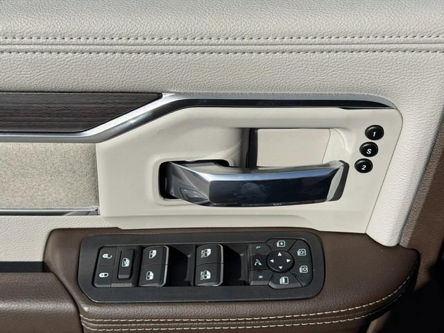 New 2025 RAM 2500 Laramie AWD/4WD image 8