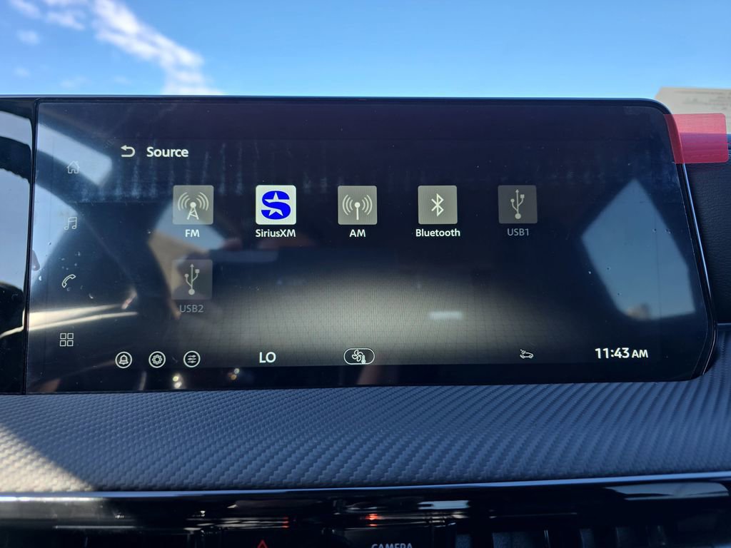 New 2026 Nissan Kicks SR w/ SR Premium Package FWD image 24