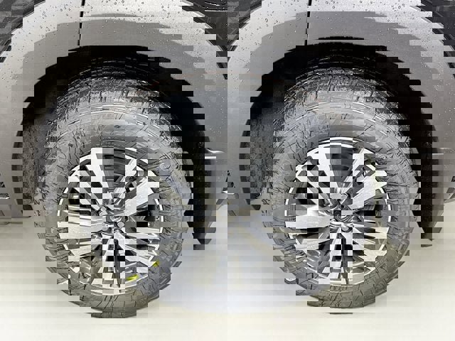 New 2025 Nissan Pathfinder SL w/ Cargo Package image 9