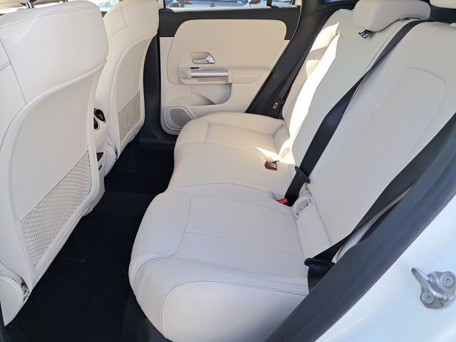 Used 2023 Mercedes-Benz GLA 250 w/ Premium Package image 11
