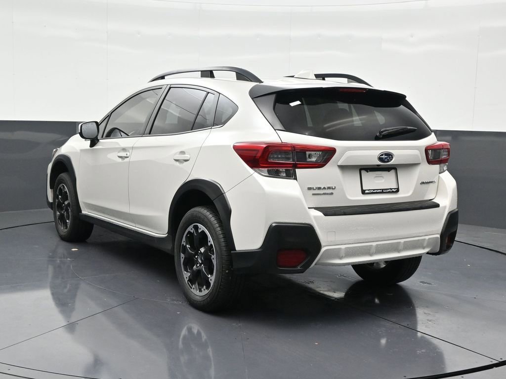 Used 2023 Subaru Crosstrek 2.0i Premium image 3